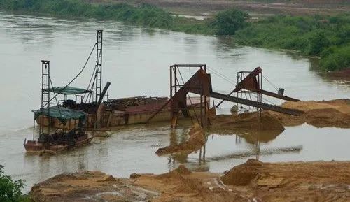 杜絕非法采砂，機(jī)制砂生產(chǎn)才是長久之道！